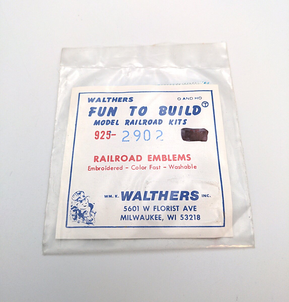 Walthers 925-2902 Boston & Maine Railroad Emblems Patch