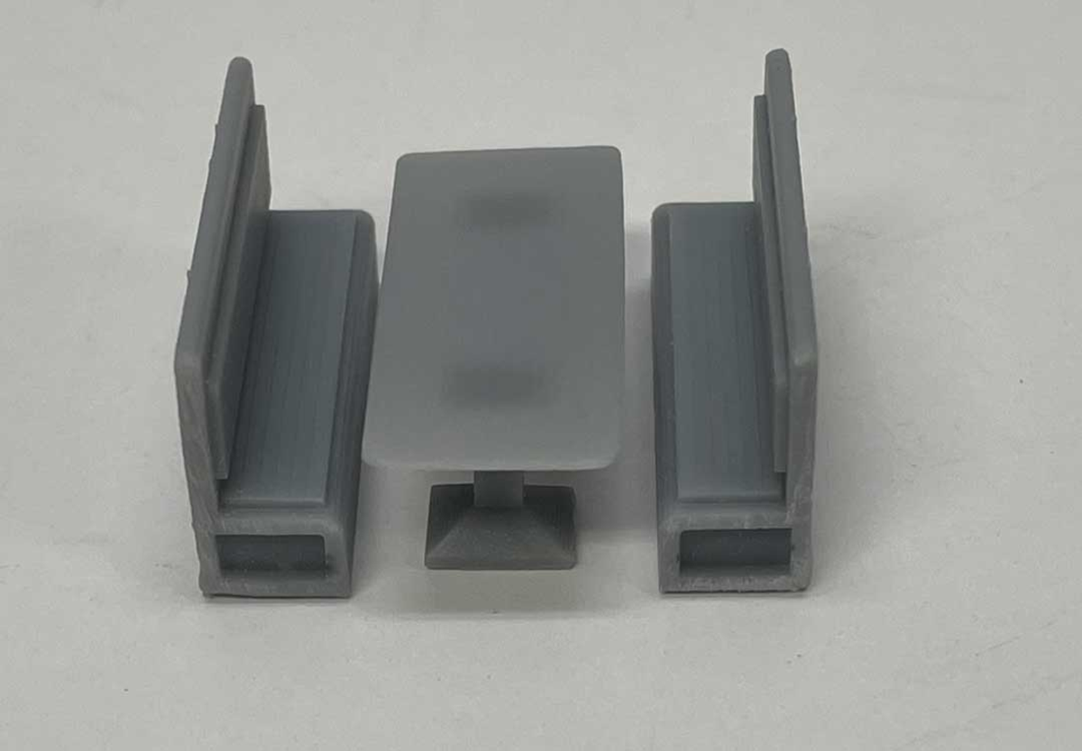 Phoenix Precision Models 31643 HO Unpainted 6' Booth with Table (Set of 2)