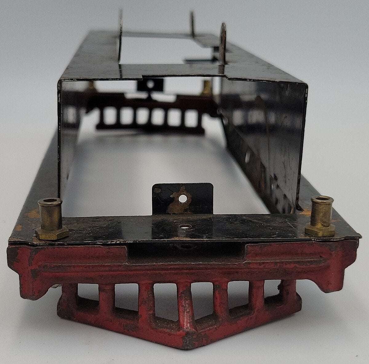 Lionel 318-4-1 Prewar Standard Electric Loco Frame w/ Cowcatchers & Brass Trim