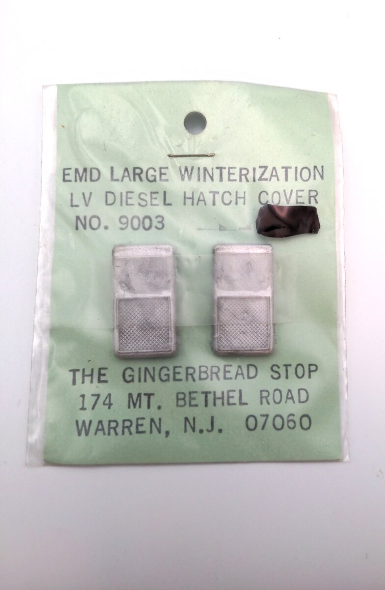 The Gingerbread Stop 9003 HO EMD Large Winterization LV Diesel Hatch Cover