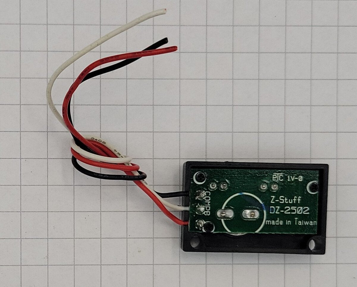 Z-Stuff DZ-2502 Push Button with Red and Green LED's