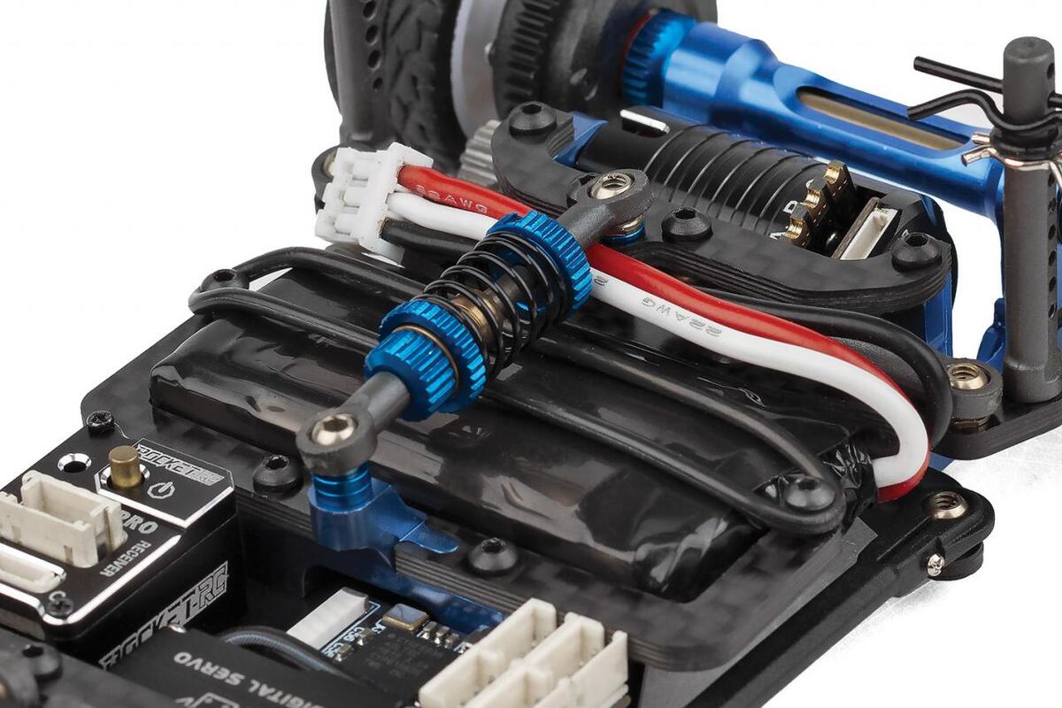 Team Associated 20168 1:28 RC28R Team Kit with Body and Tires