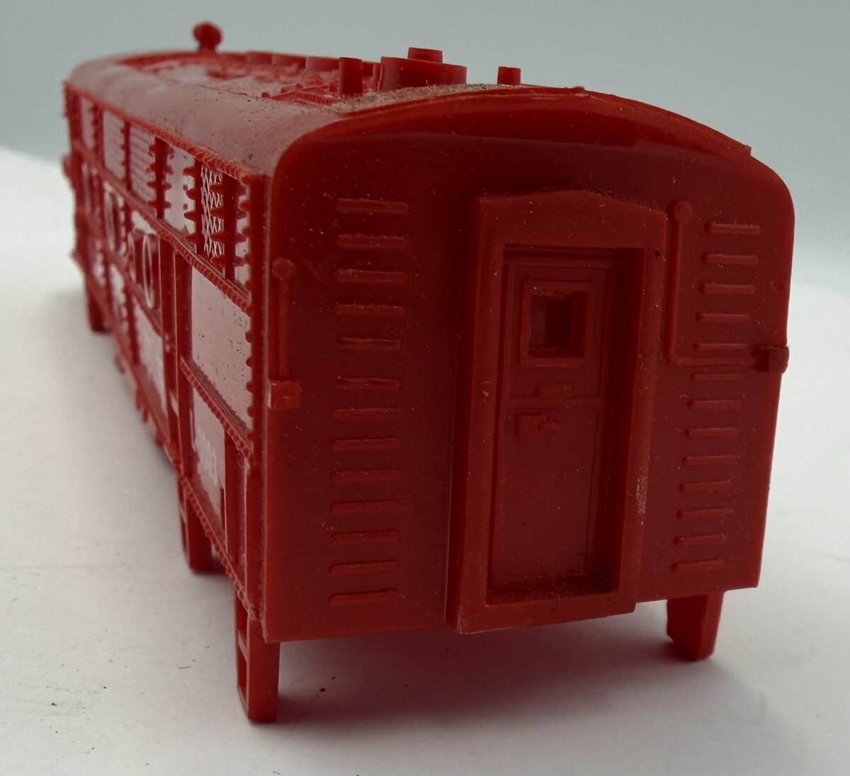 American Flyer L-3003-1 HO Scale Red Santa Fe F3 Diesel Loco Body Shell