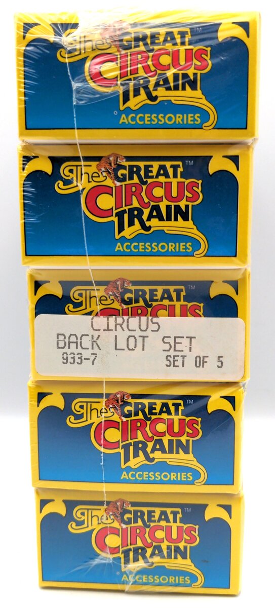 Walthers 933-7 HO The Great Circus Train Accessories Circus Back Lot (Set of 5)