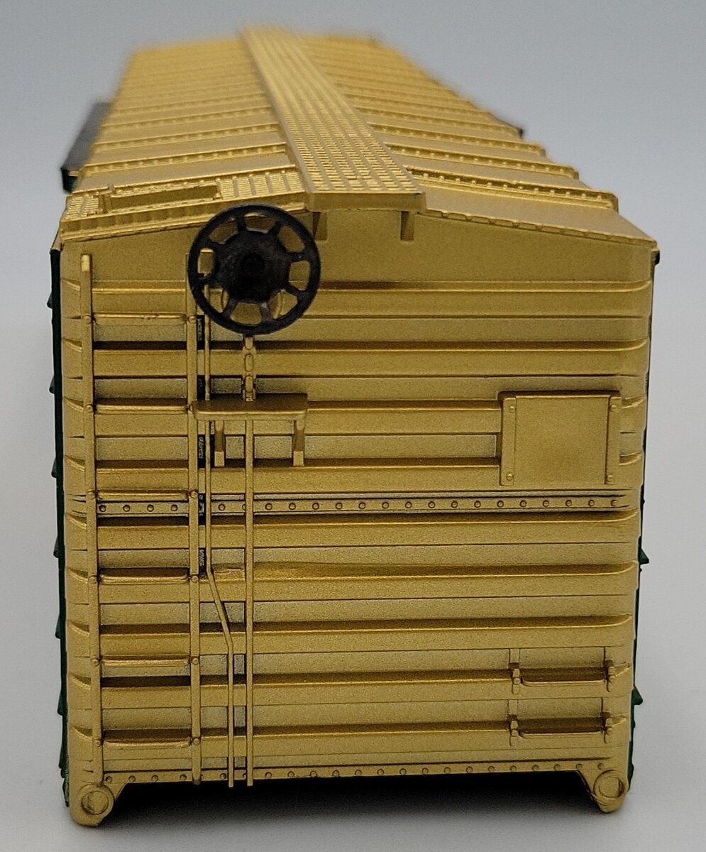 Lionel 9700-1 Painted Green and Gold O Gauge 1998 Christmas Boxcar Shell