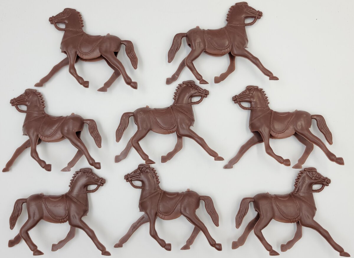 Acme 0108-08 Vintage Plastic Brown Standing Horses (Bag of 8)