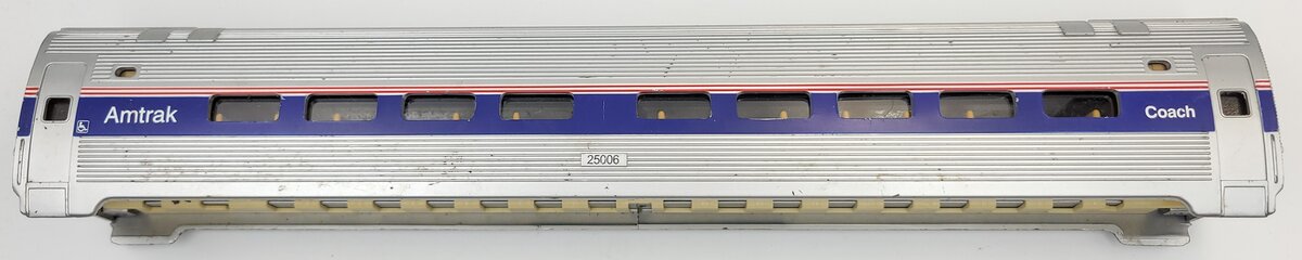 MTH 30-4230A Amtrak #25006 Coach Ribbed Shell with Interior