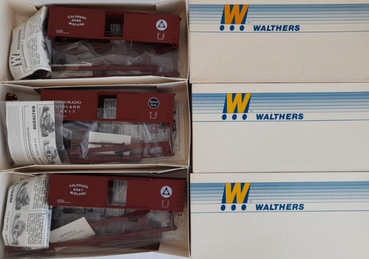 Walthers 1002 HO Scale Colorado Midland/Midland Route Box Car Kit (Set of 3)