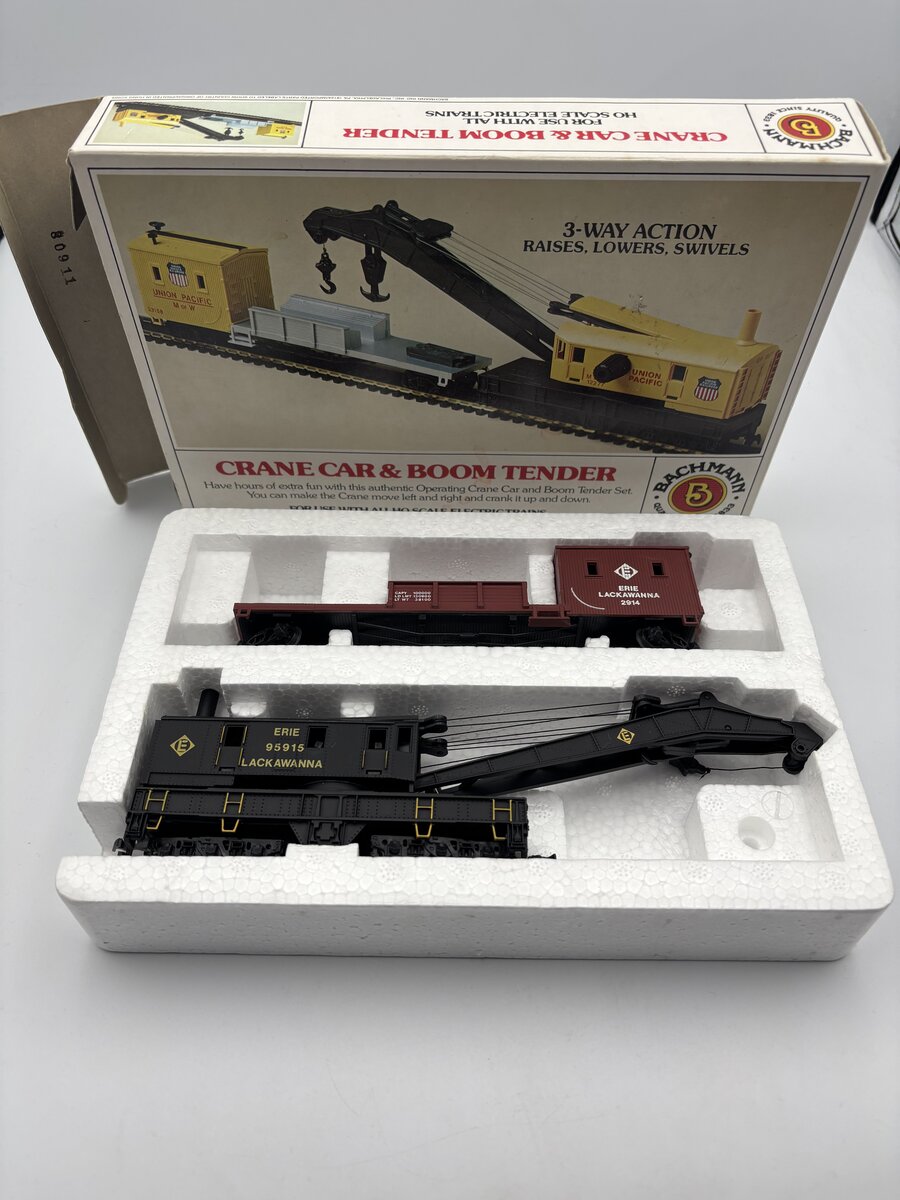 Bachmann 46-1210-10 HO Scale Crane Car & Boom Tender