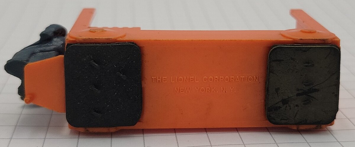 Lionel 356-35 Orange Baggage Cart Truck and Figure