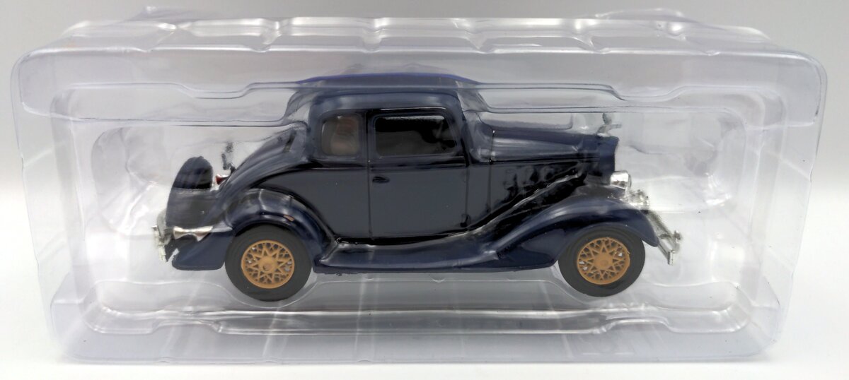 New-Ray SS-C5260 1:32 1933 Chevy 2 Passenger 5 Window Coupe
