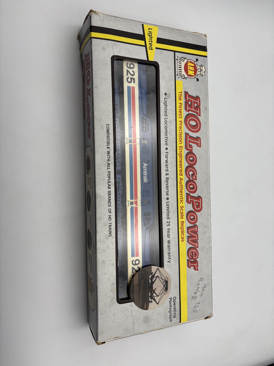 AHM HO Gauge Electric Locomotive Amtrak 925