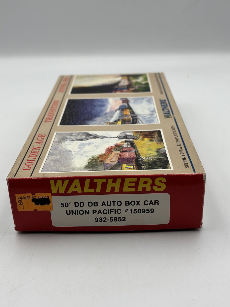 Walthers 932-5852 HO 50' DD OB Auto Box Car Union Pacific #150307