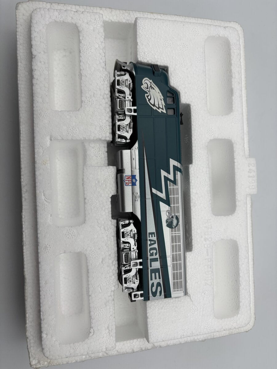 Hawthorne Village 14-17898-001 HO Philadelphia Eagles F7A Diesel Locomotive
