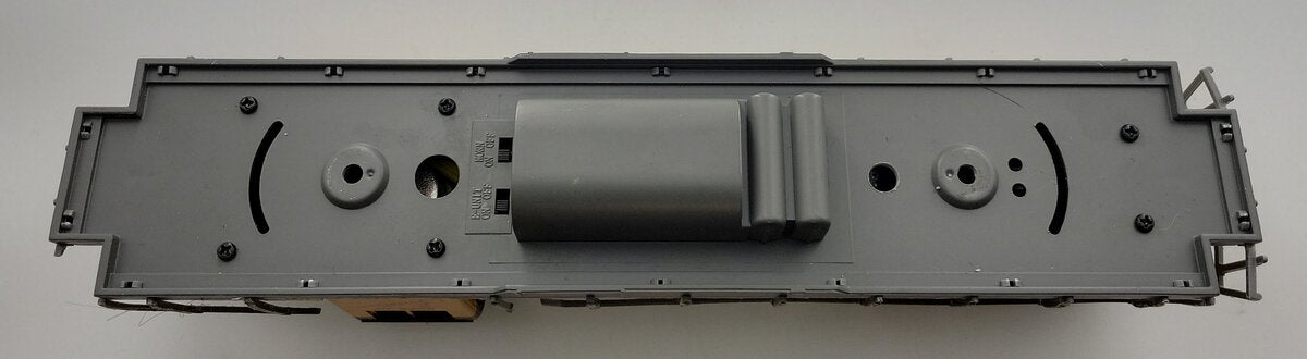 Lionel 31924-7 Union Pacific RS-3 Diesel Locomotive Shell with Frame #1292
