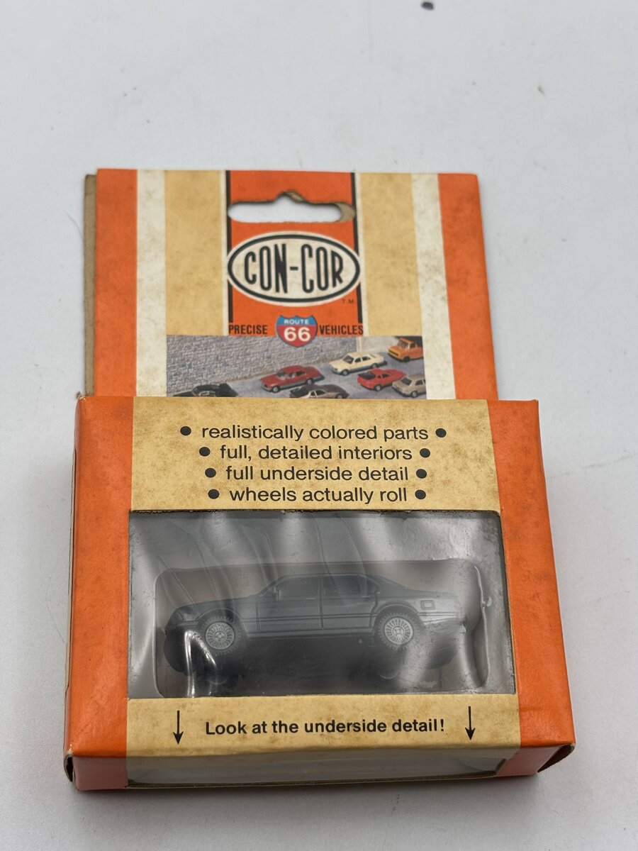 Con-Cor 0004-000208 HO BMW 745i