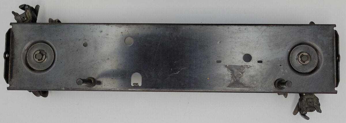 Lionel 3662-32X O Gauge Milk Car Frame w/ Posts & Operating Coupler Trucks