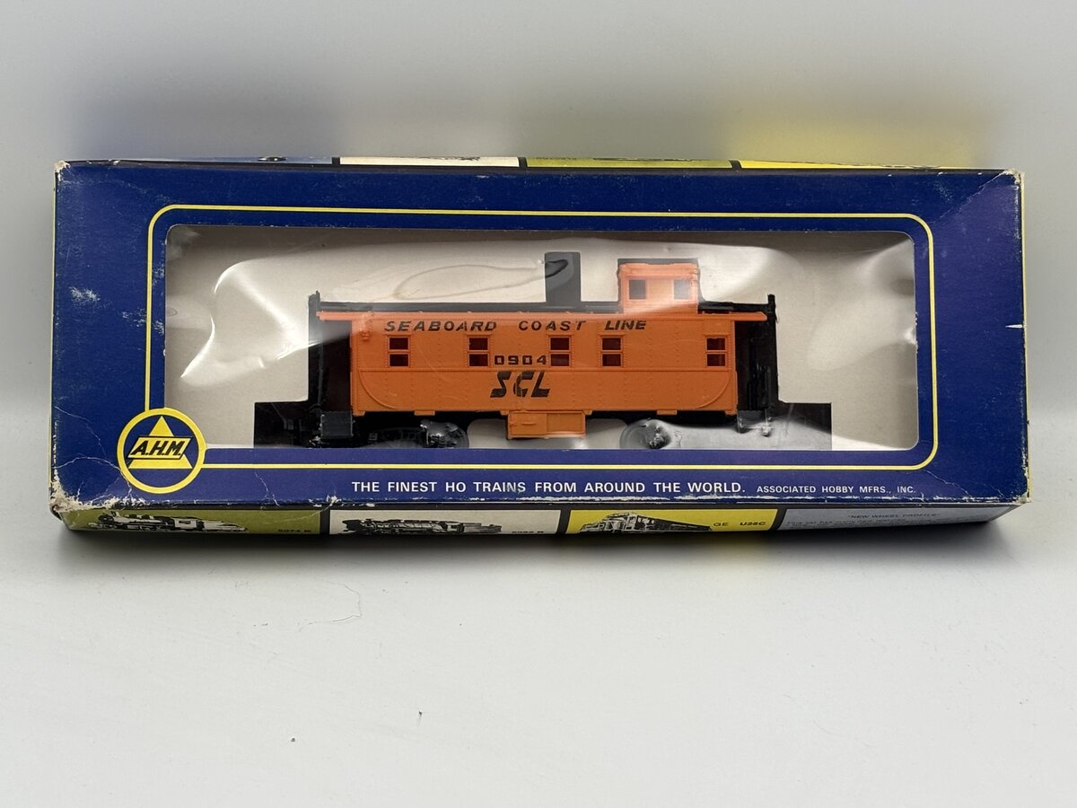 AHM 5277M HO Scale Seaboard Coast Line Caboose Car SCL 0904