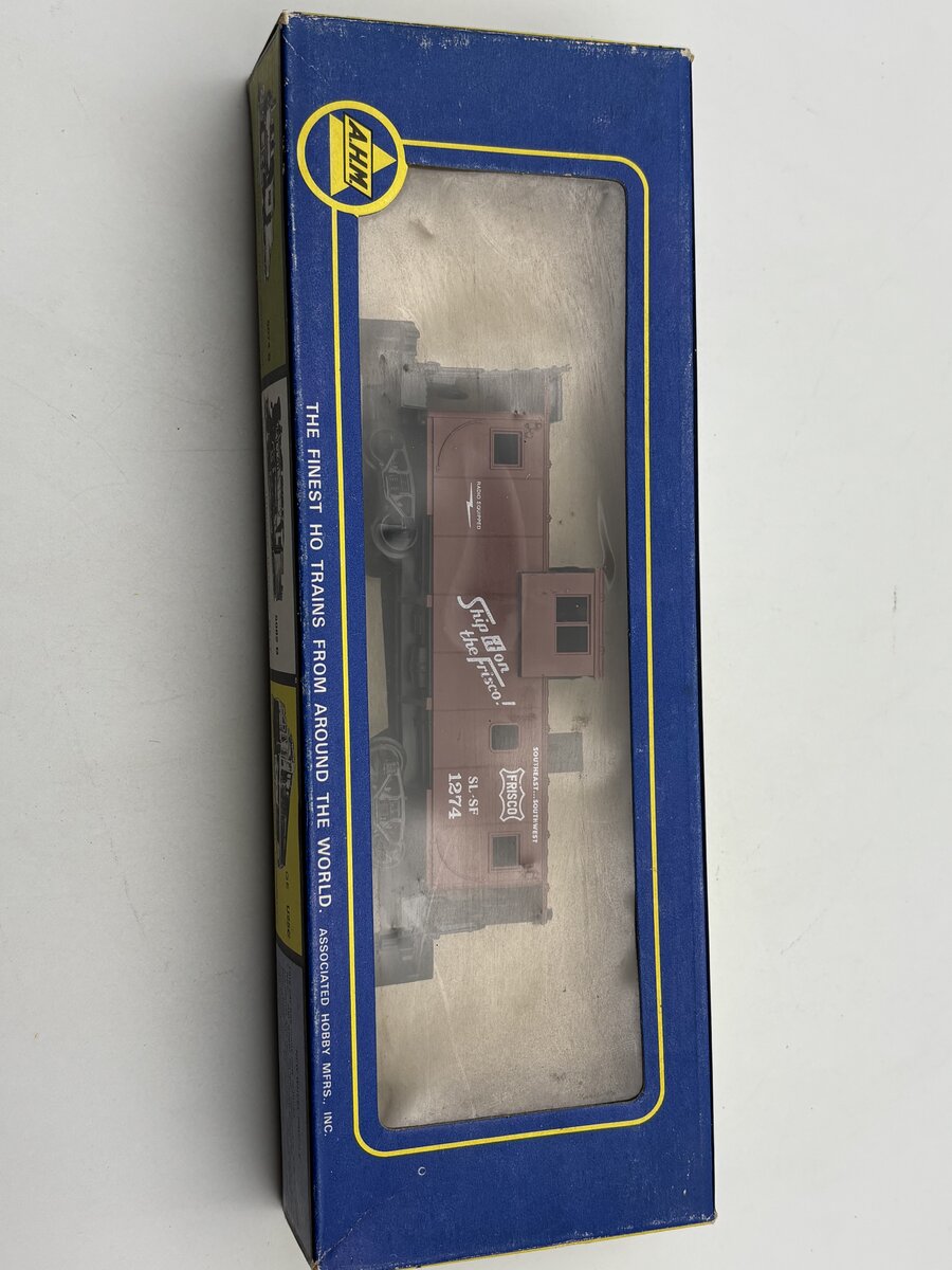 AHM 5485L HO Scale Frisco Extended Vision Caboose SLSF 1274