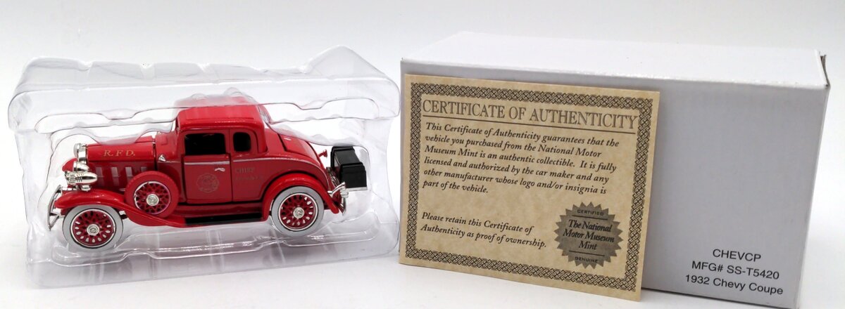 National Motors Museum SS-T5420 1:32 Red 1932 Chevy Coupe Car