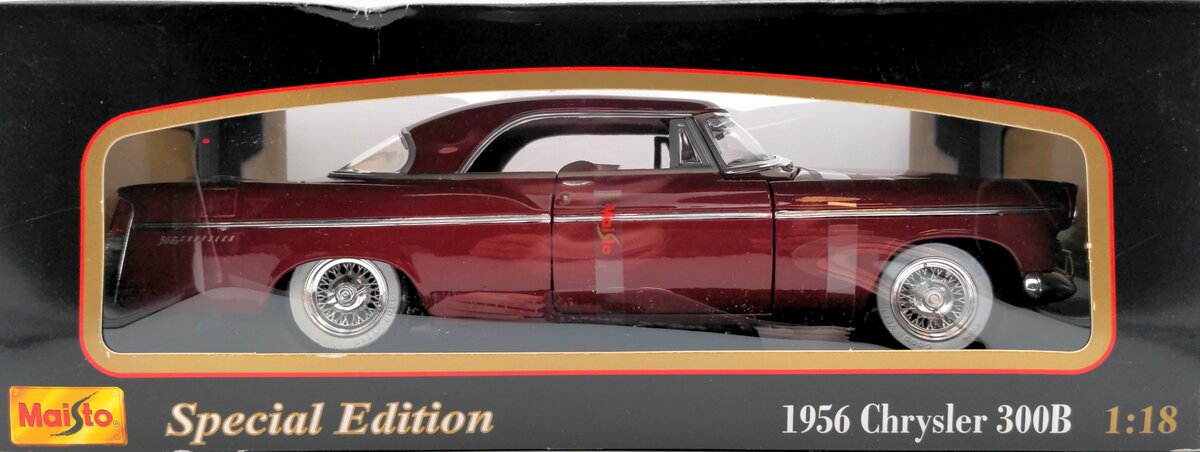 Maisto 31897 1:18 Special Edition 1956 Chrysler 300B (Red)