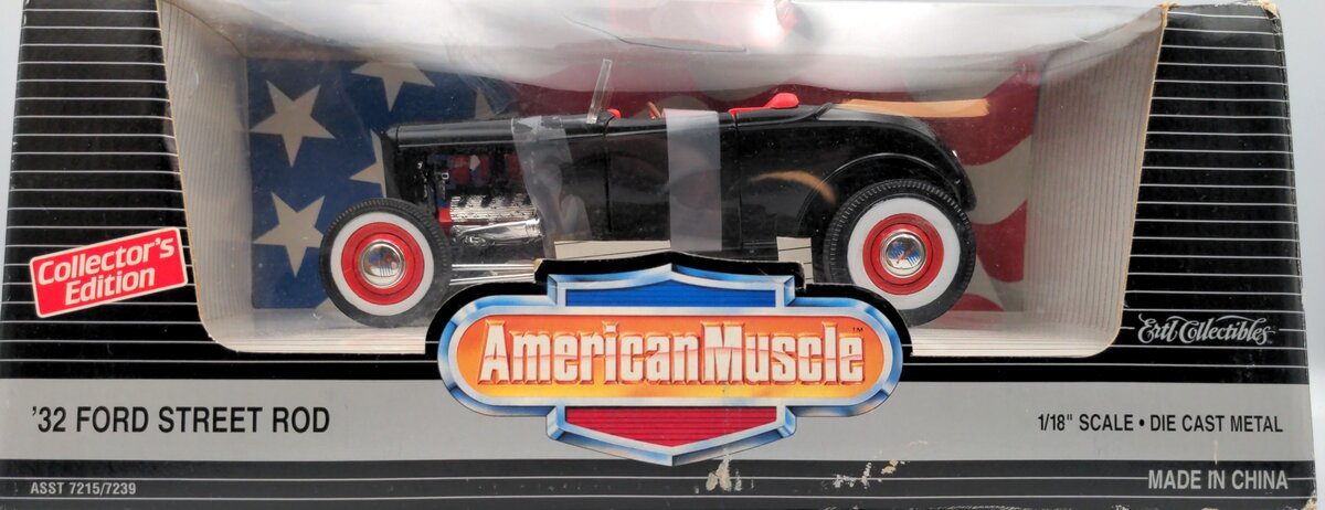 American Muscle 7239 1:18 1932 Ford Street Rod Diecast Model (Black)