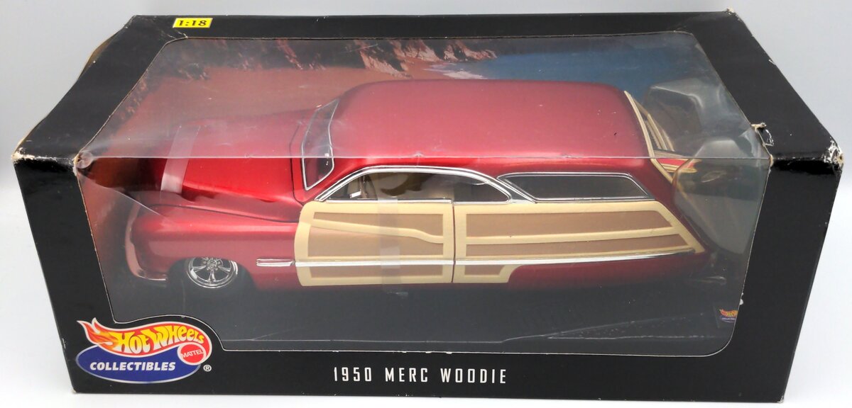 Mattel 26417 1:18 Hot Wheels Collectibles 1950 Merc Woodie Diecast Model (Red)