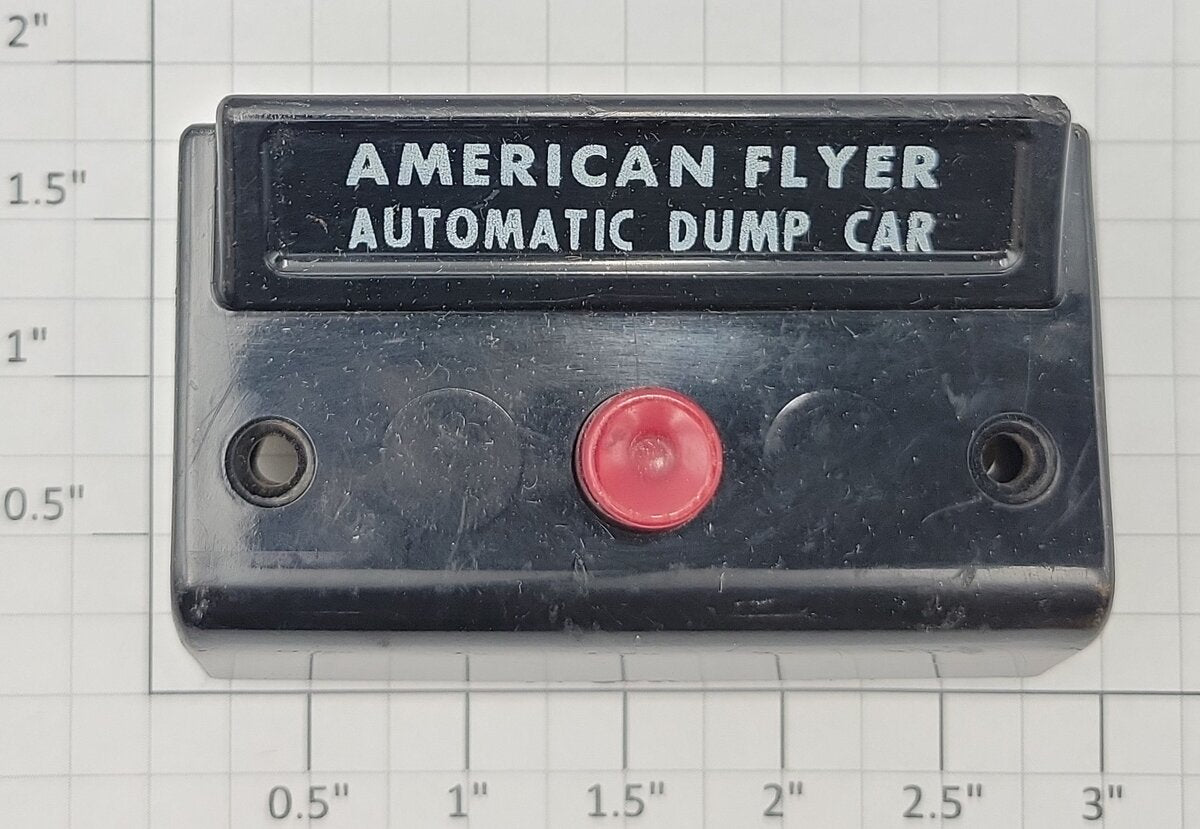 American Flyer XA14A964-K S Gauge Automatic Dump Car Control Button - Wired