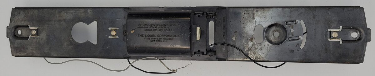 Lionel 400-35-1 Budd Car Frame w/ Wired Lamp Sockets and Battery Cover