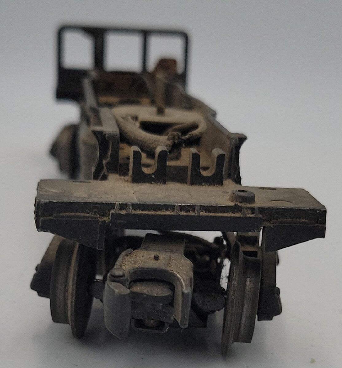 Lionel 3459-11 Ore Dump Car Frame Assembly without Brake Wheel, Shaft and Gears