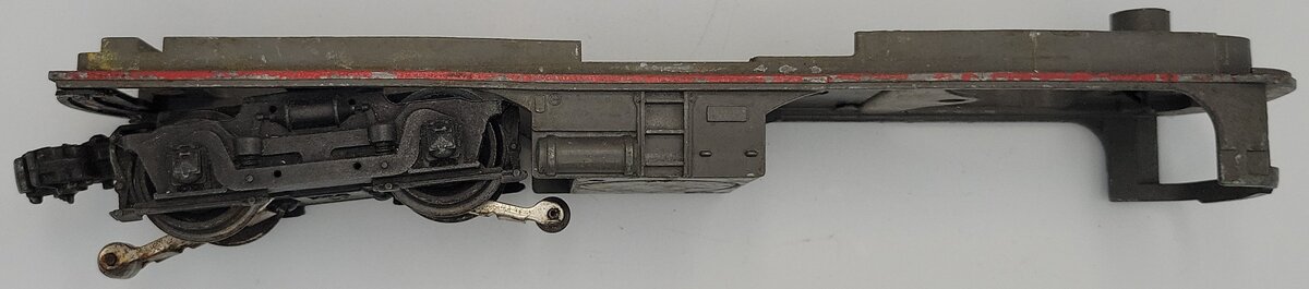 Lionel 2023-48 Gray Alco Frame with Red Striping and Rear Trucks and Coupler