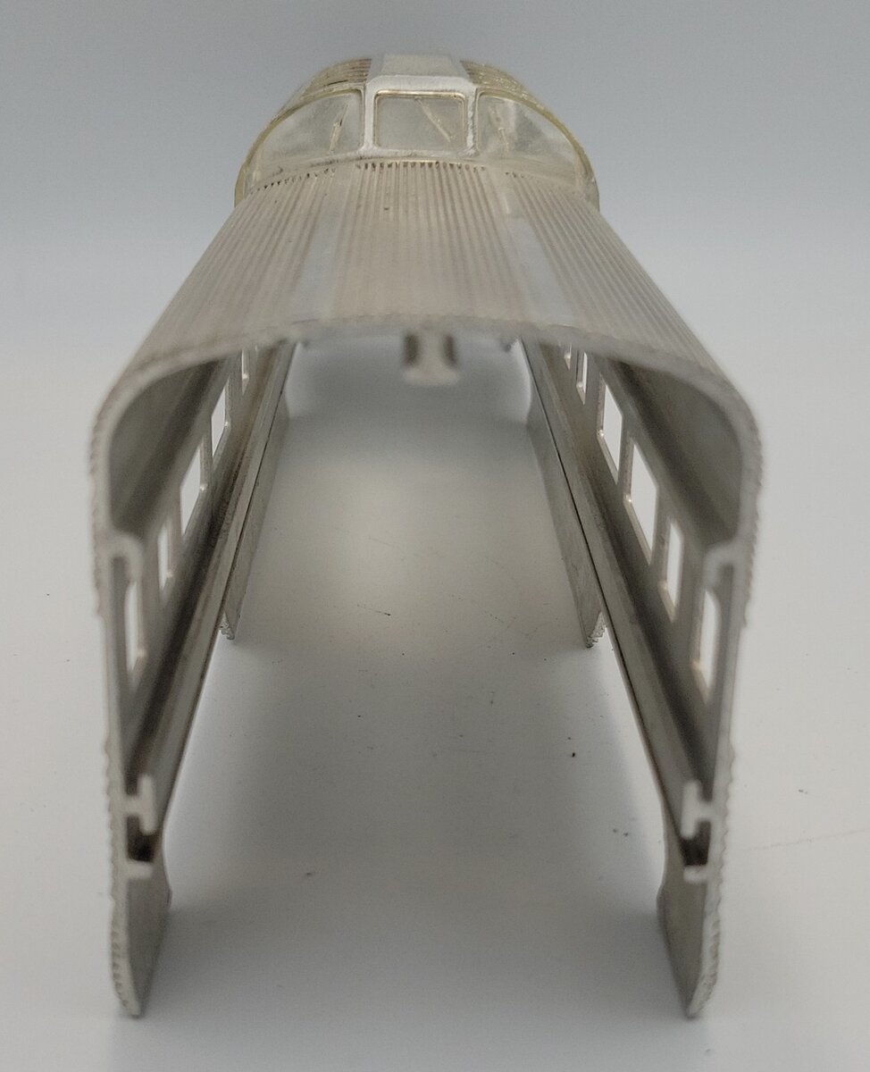 Lionel 2542-2 O Gauge Aluminum Vista Dome Car Shell