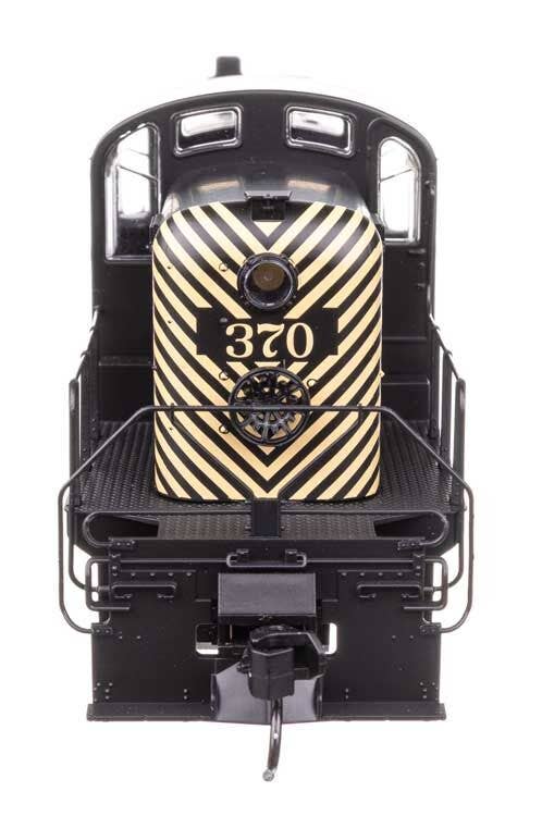 Walthers 910-10723 HO Soo Line Alco RSC-2 Diesel Locomotive Standard DC #370