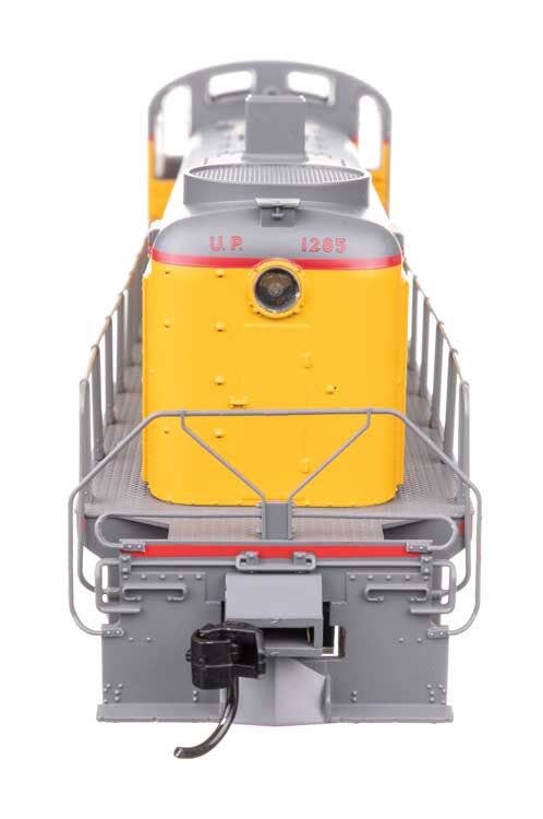 Walthers 910-10724 HO Union Pacific Alco RSC-2 Diesel Locomotive DC #1285