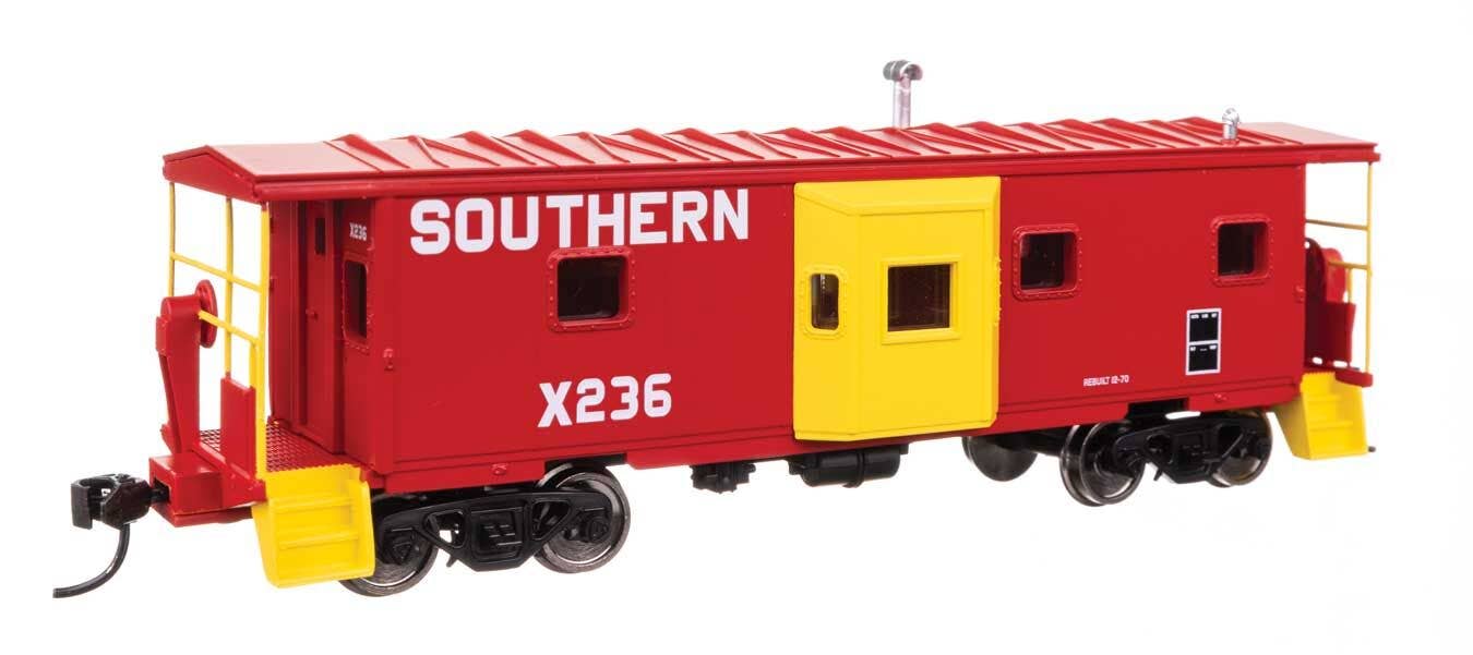 Walthers 910-8679 HO Southern Railway International Bay Window Caboose RTR #X236