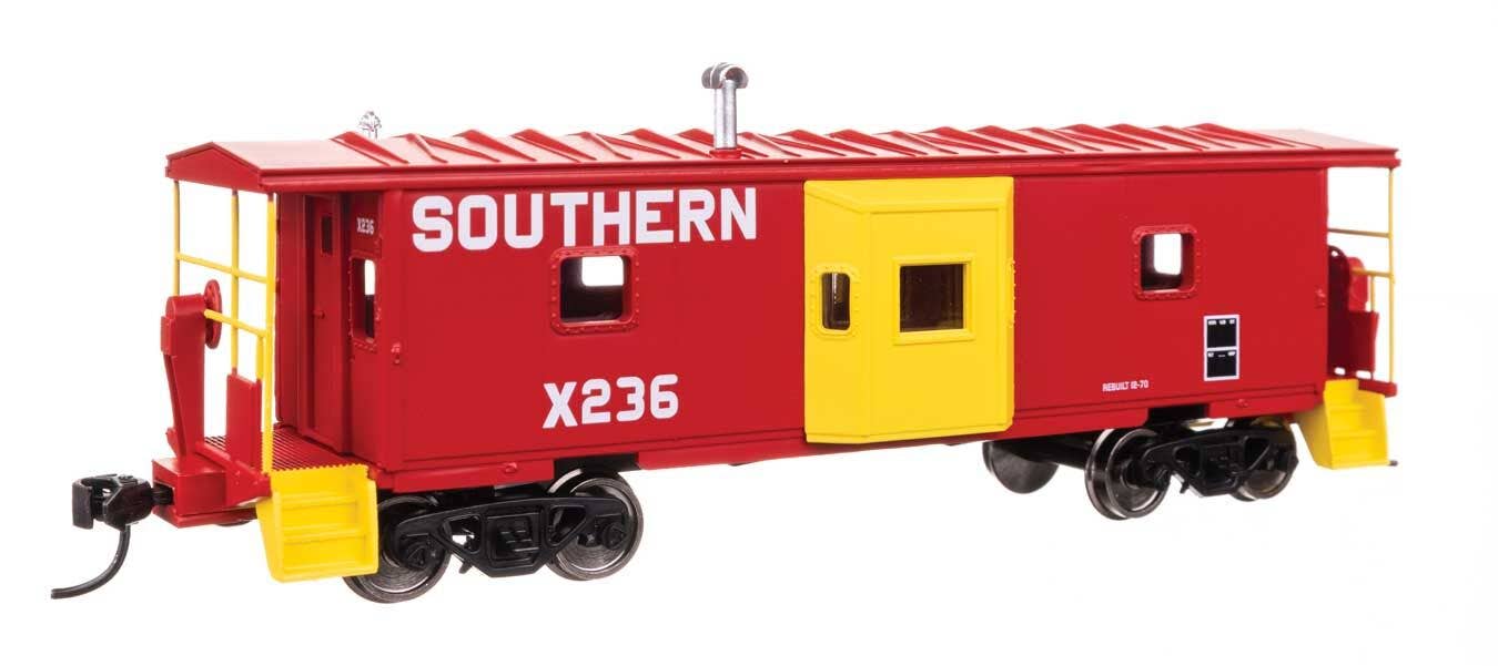 Walthers 910-8679 HO Southern Railway International Bay Window Caboose RTR #X236