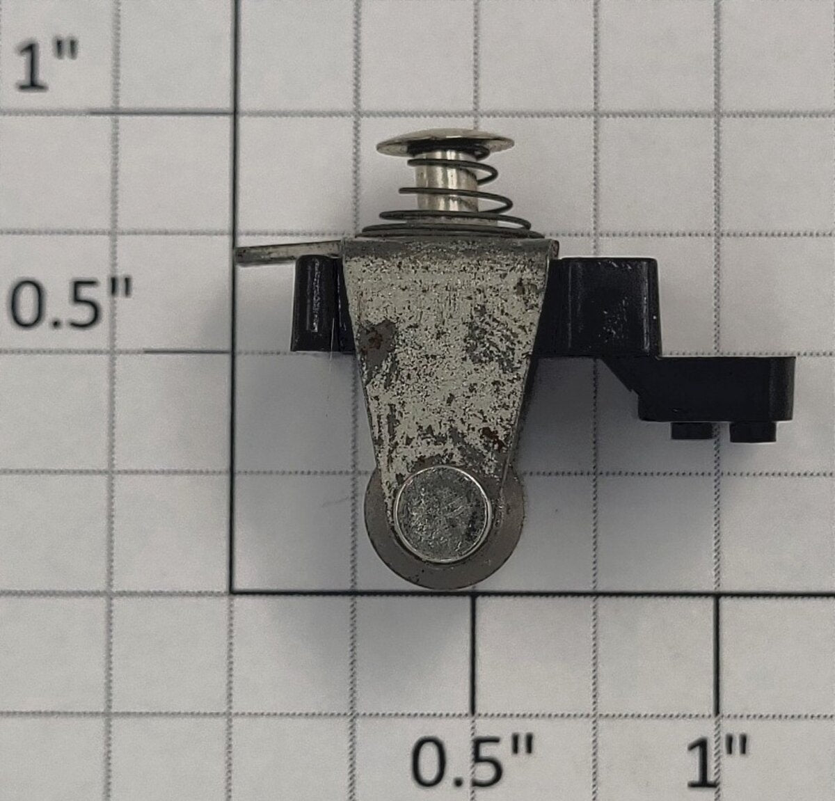 Lionel 481-6 Postwar Collector Roller Bracket Assembly
