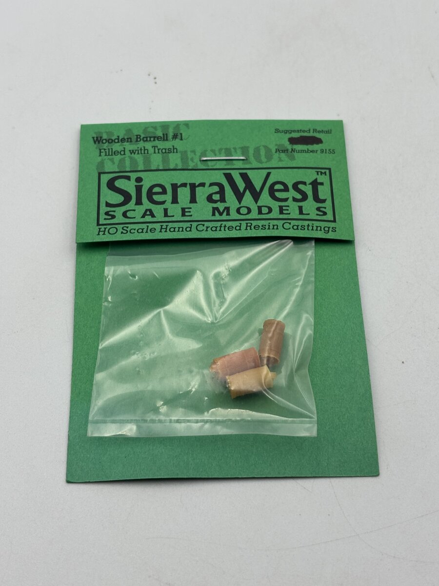 Sierra West 9155 HO Scale Wooden Barrel #1 Filled With Trash