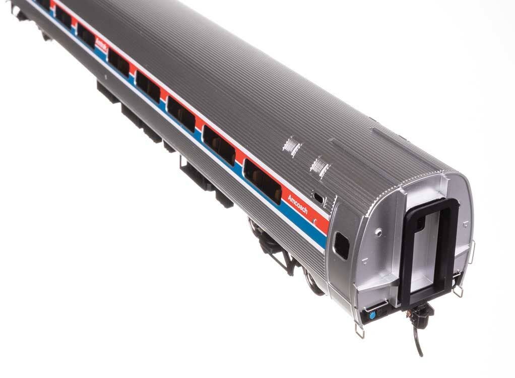Walthers 920-11206 HO Amtrak Phase II 85' Amfleet I 84-Seat Coach with Decal RTR