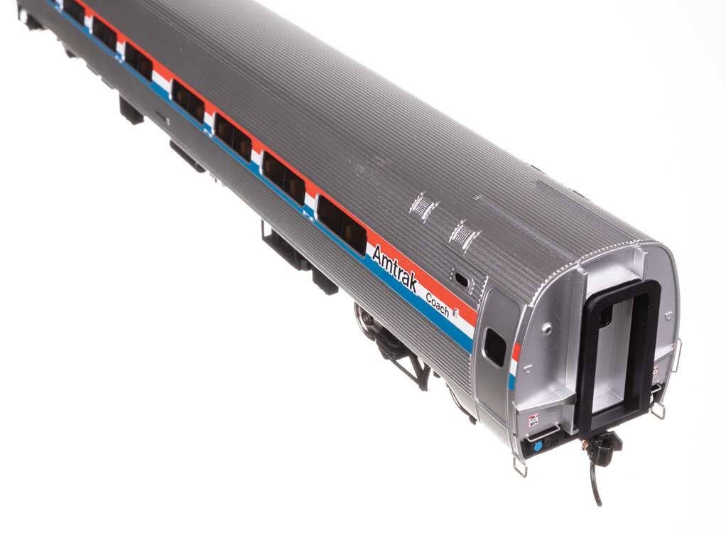 Walthers 920-12215 HO AMTK Phase III Lighted 85' Amfleet I 84-Seat Coach #21096