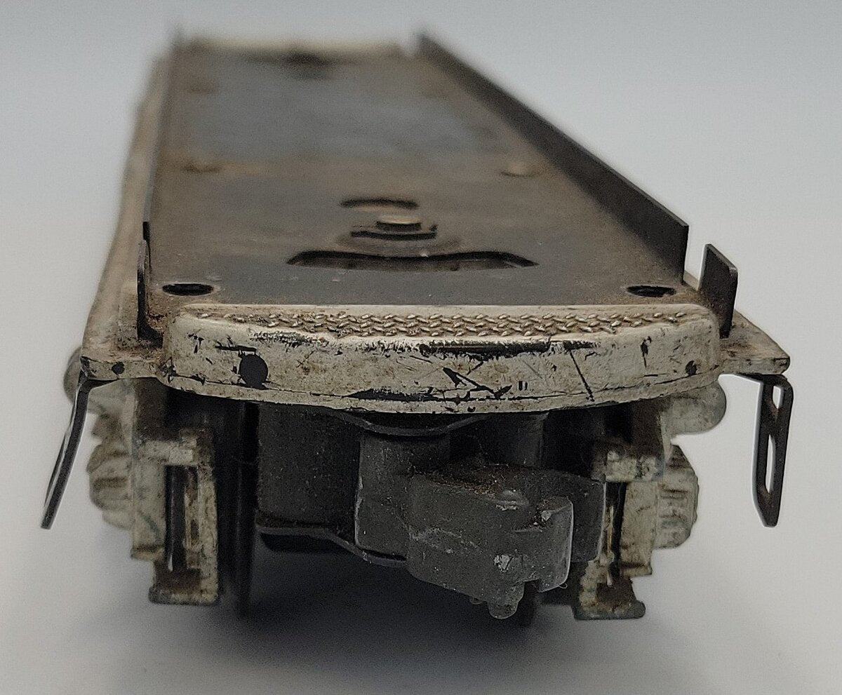 Lionel 2333-3 Silver F3 B Unit Frame with Non-Operating Coupler Trucks