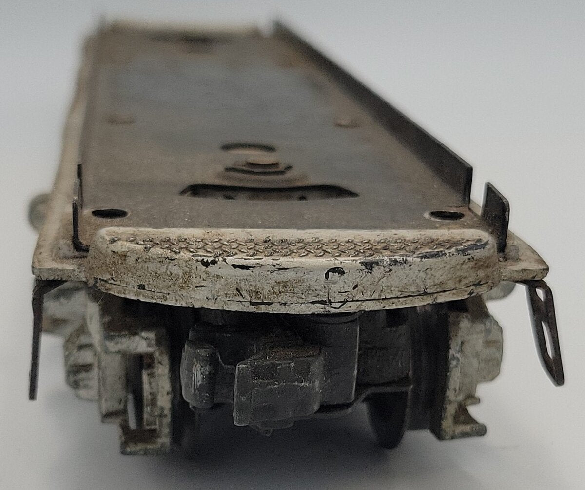 Lionel 2333-3 Silver F3 B Unit Frame with Non-Operating Coupler Trucks