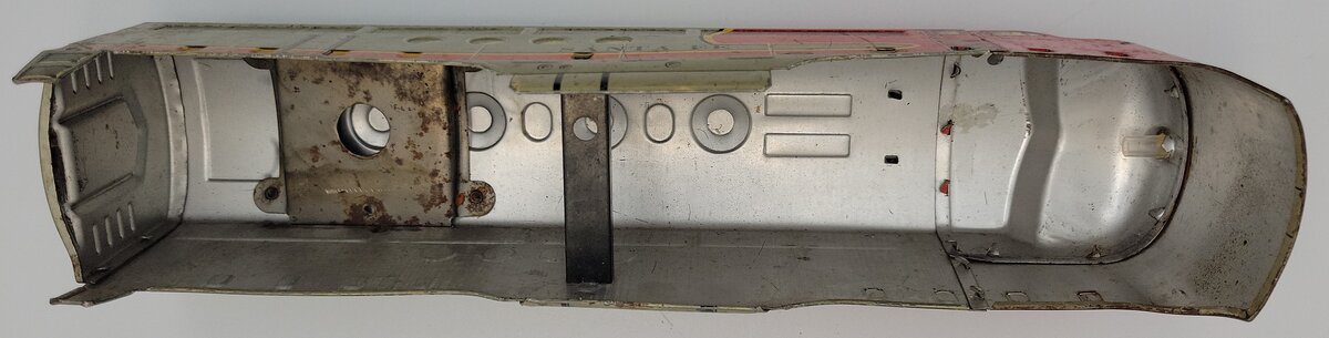 Marx MX-21 O Gauge Santa Fe Diesel Locomotive Powered Engine Tinplate Shell