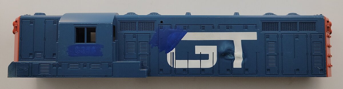 Lionel 8356-3 Damaged Grand Trunk  GP-7 Diesel Locomotive Shell
