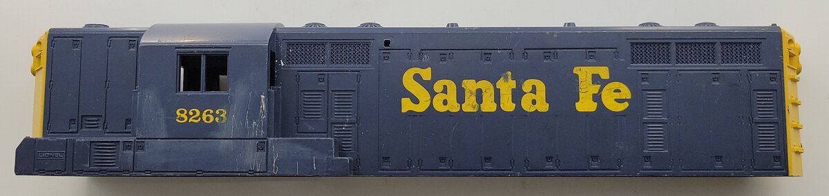 Lionel 2328-5 O Santa Fe GP-7 Diesel Locomotive Body Shell #8263