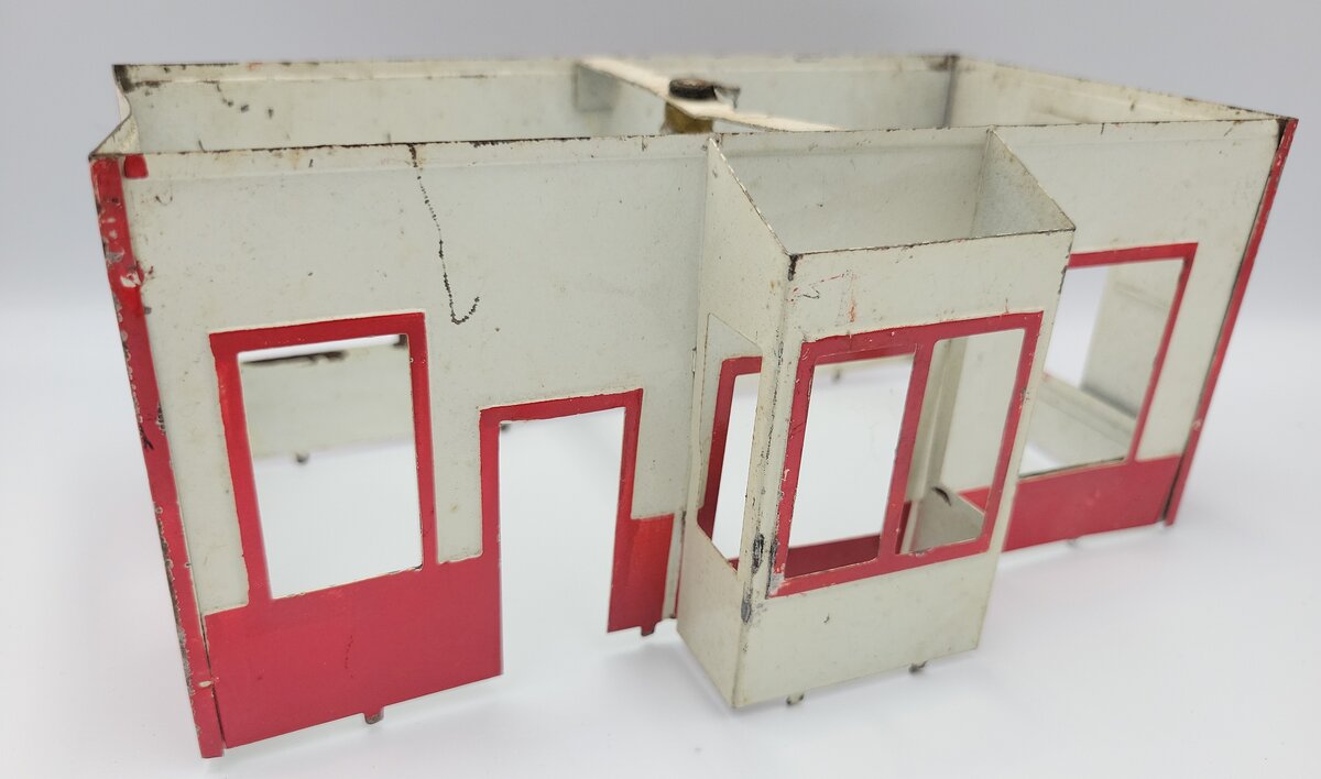 American Flyer 589 Prewar Mystic Station Tinplate Body with Window Extension