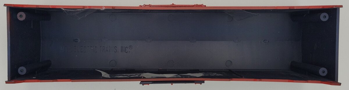 MTH 20-94210-1 O Gauge New Haven Operating Reefer Car Shell with Trim