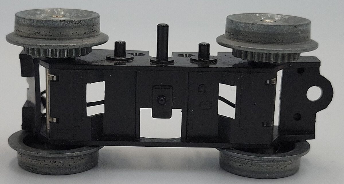 Lionel 28857-101 O Gauge GP Plastic Motor Truck Frame w/ Wheels