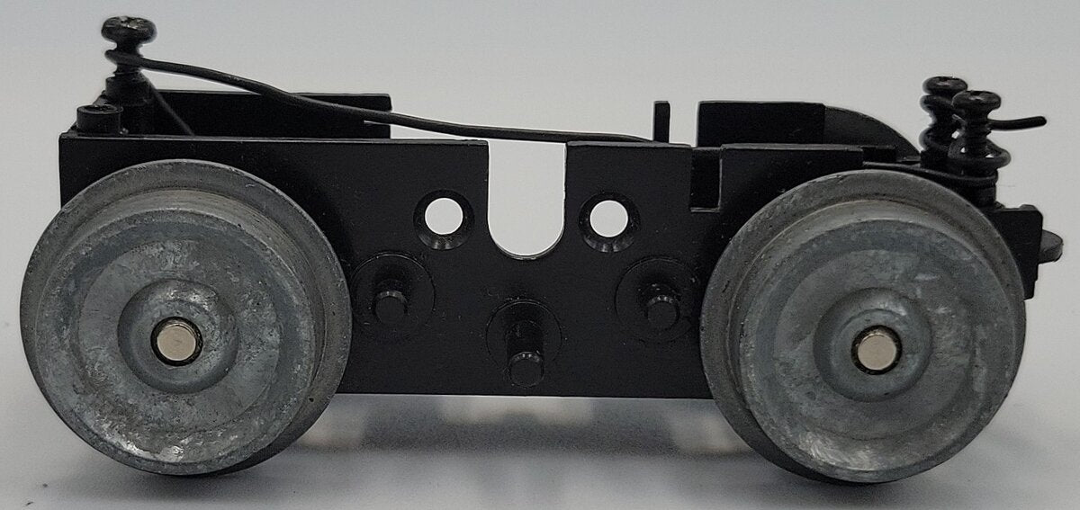 Lionel 28857-101 O Gauge GP Plastic Motor Truck Frame w/ Wheels
