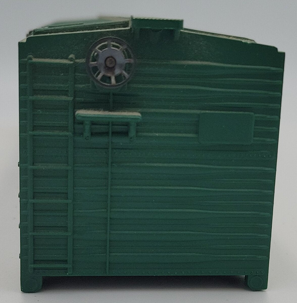KMT 12273-1 Green Vermont Railway Boxcar Shell and Frame with Sliding Plug Doors